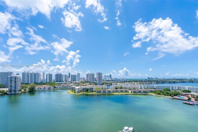 Foto del edificio - 18081 Biscayne Blvd