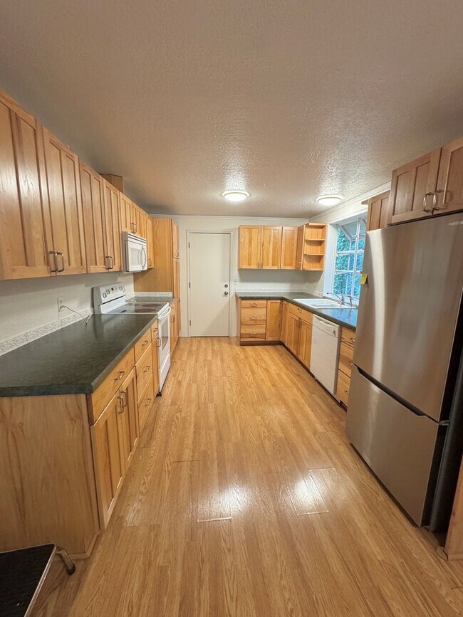 Building Photo - 3bd/2ba Bothell House