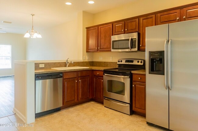 Foto del edificio - 8121 Summer Palm Ct