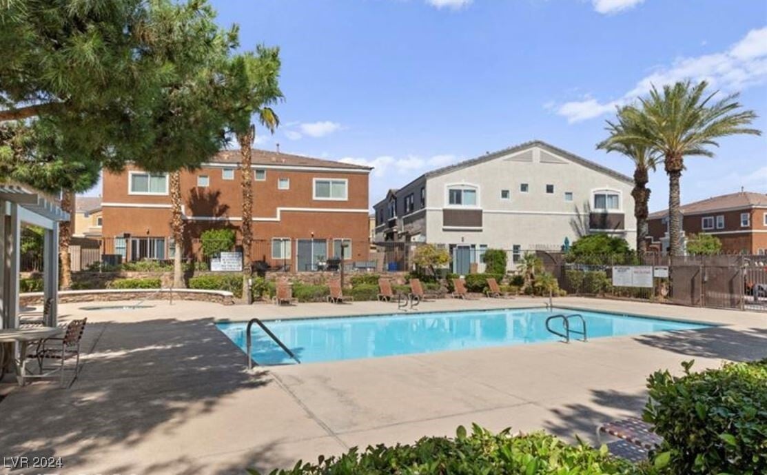 Primary Photo - 9303 Gilcrease Ave