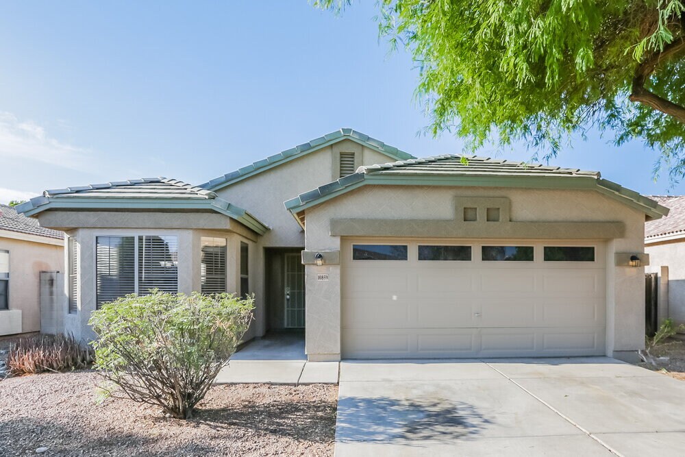 Foto principal - 10859 W Windsor Ave