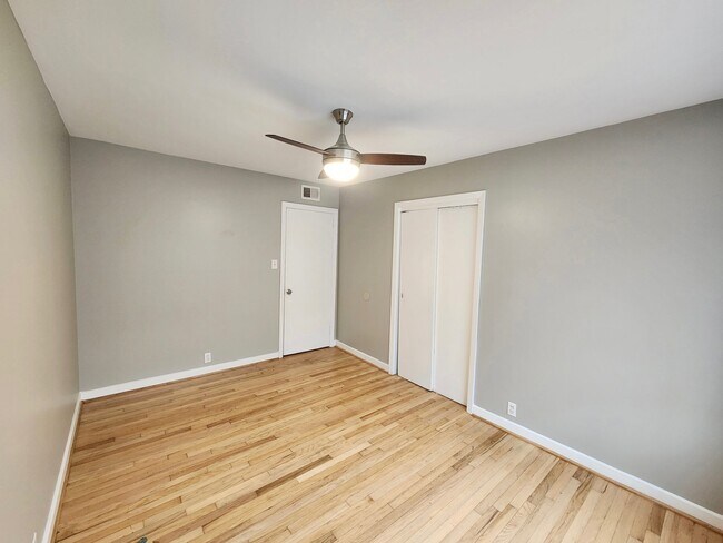 Foto del edificio - 4220 40th Ct N