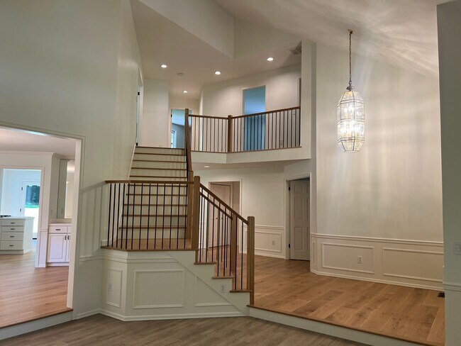 Foto del edificio - 4bd/2.5ba Redmond Home