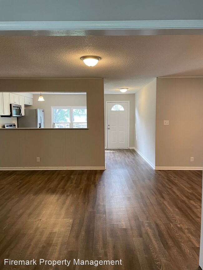 Building Photo - 4 br, 3 bath House - 103 Winston Ct.