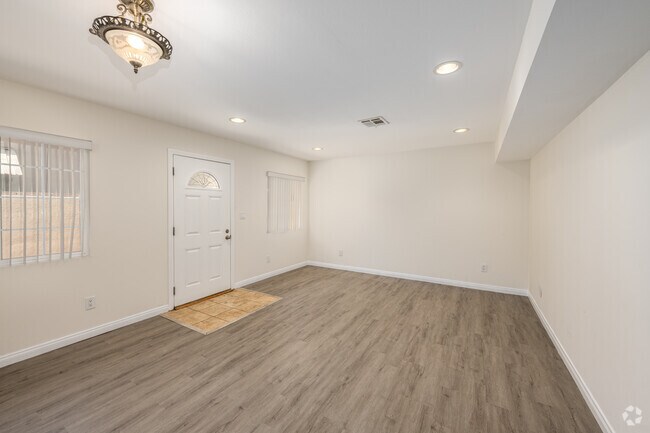 1 dormitorio, 1 baño - 800 pies cuadrados - Sala de estar - 10934 Hesby Street