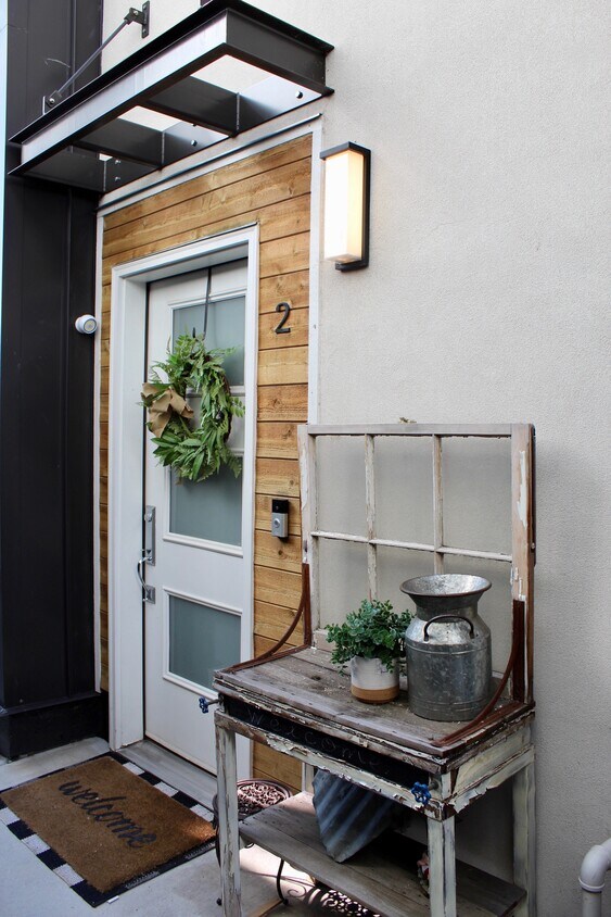 Front Door - 4533 Tennyson St
