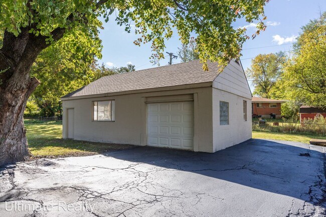 Building Photo - 2 br, 1 bath House - 10916 Pear Tree Ln.