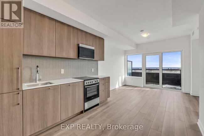 Building Photo - 7437 Kingston Rd