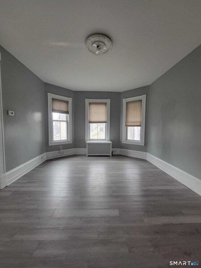 Foto del edificio - 126 Winthrop St