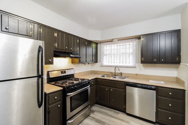 Foto del edificio - 1061 Albany Terrace