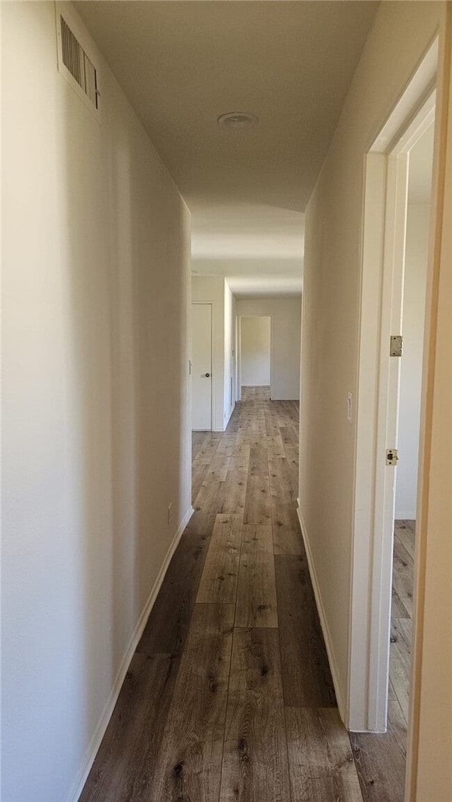 Foto del edificio - 3548 Gladiola Dr