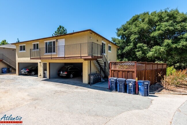 Building Photo - 194 Bean Creek Rd
