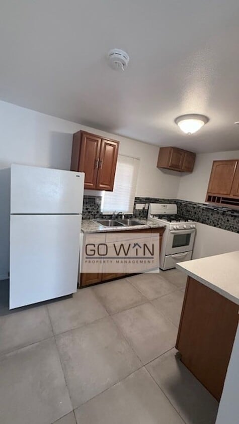 Foto principal - 8422 W Jefferson St