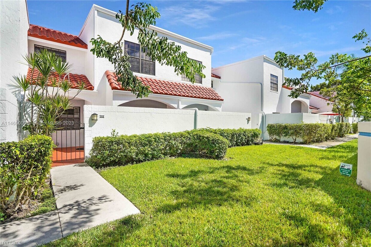Primary Photo - 2 br, 2.5 bath House - 20904 Leeward Ct
