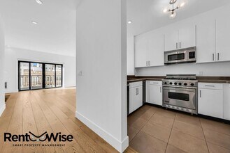 Building Photo - 1776 Sacramento St