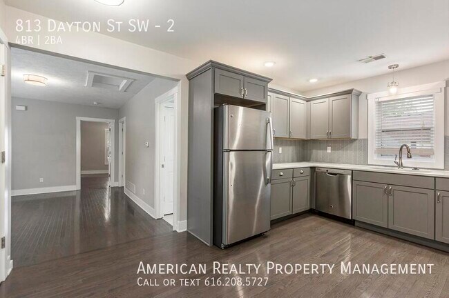 Foto del edificio - 813 Dayton St SW