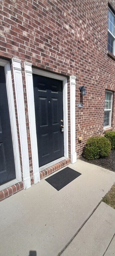 Front entrance 822 Grand Cayman - 822 Grand Cayman Dr