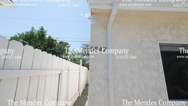 Building Photo - 5547 Mary Lane Dr