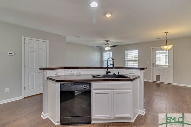 Building Photo - 45 Timber Crest Ct