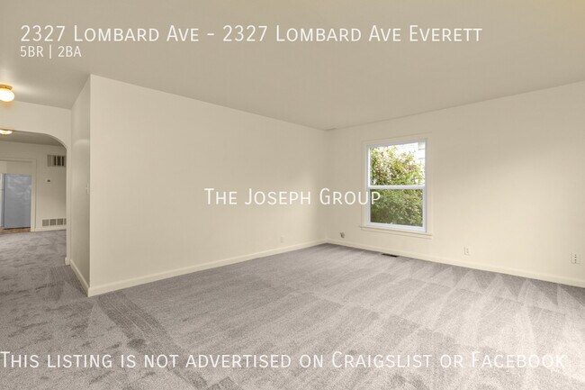 Building Photo - Spacious 5 bed/2 bath home in the heart of...