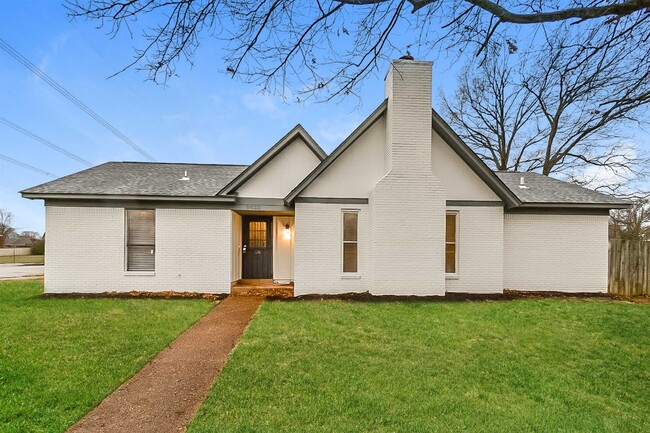 Building Photo - 6533 Castle View Cove