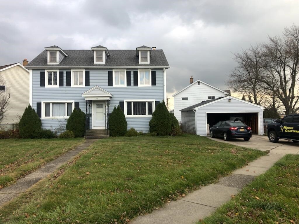 221 Greenway Blvd Unit side, Cheektowaga, NY 14225 Apartments in