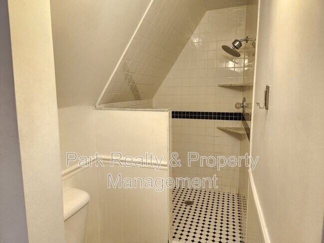 Foto del edificio - 1100 E 16th Ave