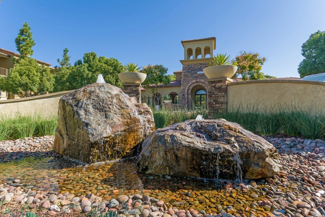 Legacy Apartment Homes 93209370 Hillery Dr San Diego, CA