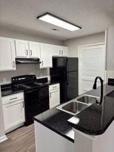2x2 - 980 sq ft - Meadow Oaks