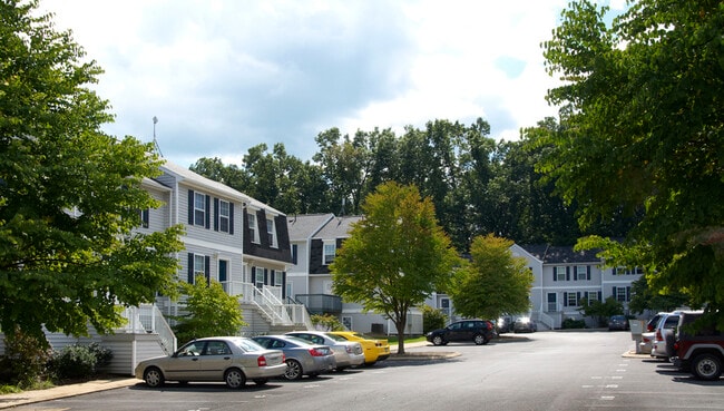 Building Photo - State College Collective on Aaron