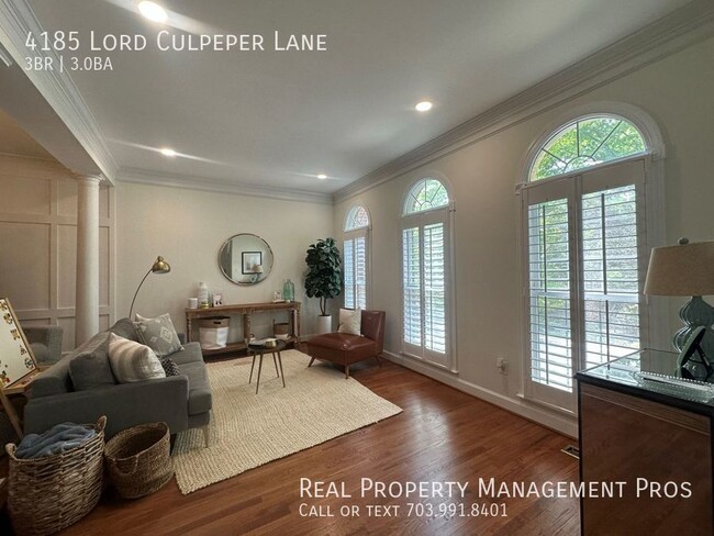 Foto del edificio - 4185 Lord Culpeper Ln