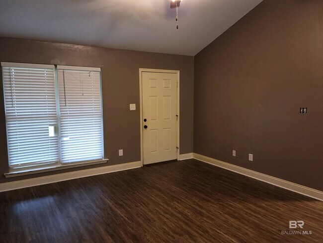Foto del edificio - 9530 Fox Hunter Ct E