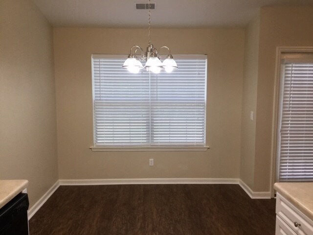 Building Photo - 9188 Fieldstone Trace