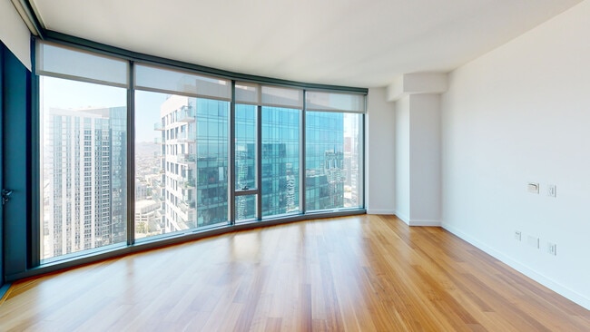 Interior Photo - 399 Fremont