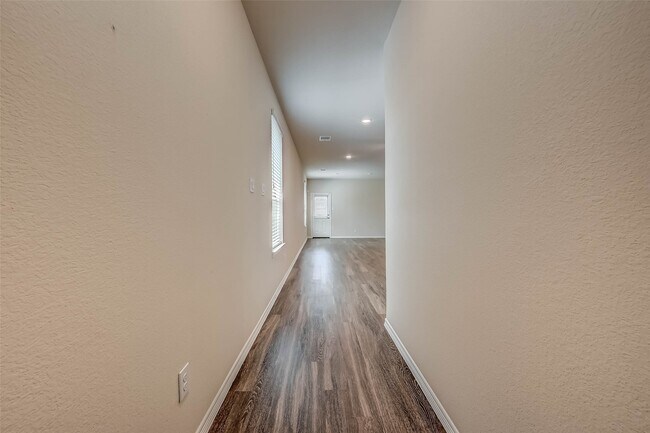 Foto del edificio - 2234 Patriot Bnd