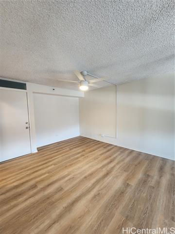 Foto del edificio - 2100 Date St