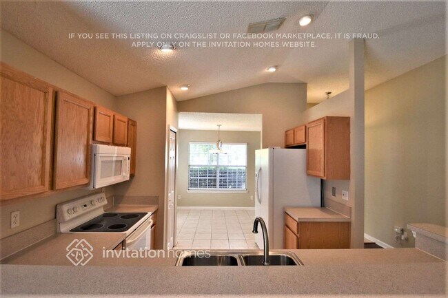 Foto del edificio - 316 Southlake Dr