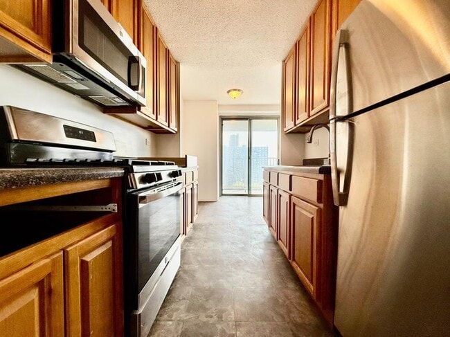 Building Photo - 1 bedroom in BRONX NY 10461