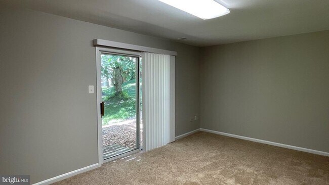 Foto del edificio - 10364 College Square