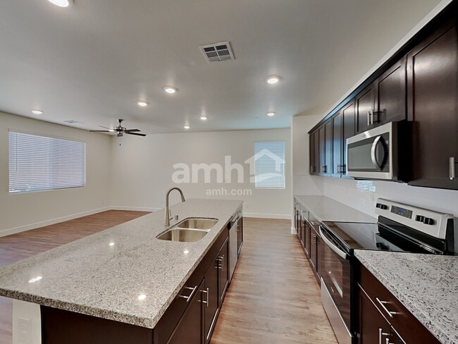 Building Photo - 79 Miners Reserve Ln