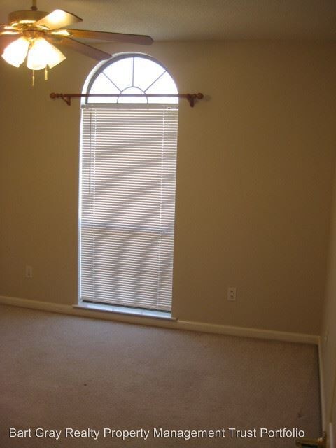 Building Photo - 3 br, 2 bath House - 13 Newcastle