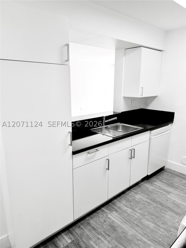 Foto del edificio - 4747 NW 97th Ct
