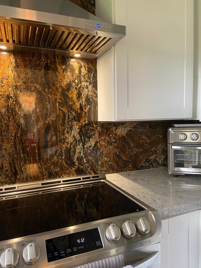 Foto del edificio - 621 N 65th Way