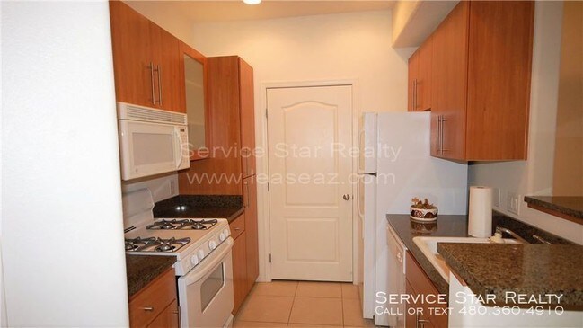 Building Photo - 6900 E Princess Dr