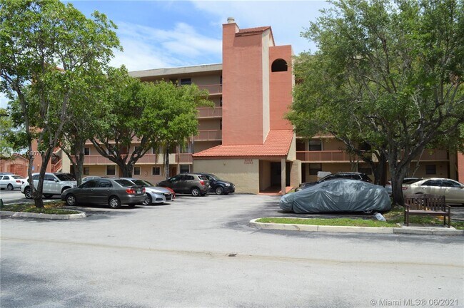Foto del edificio - 10253 NW 9th St Cir