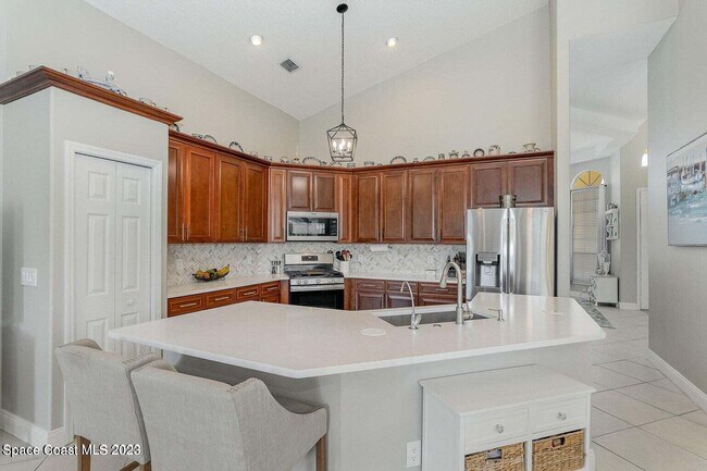 Building Photo - 958 Wildwood Dr