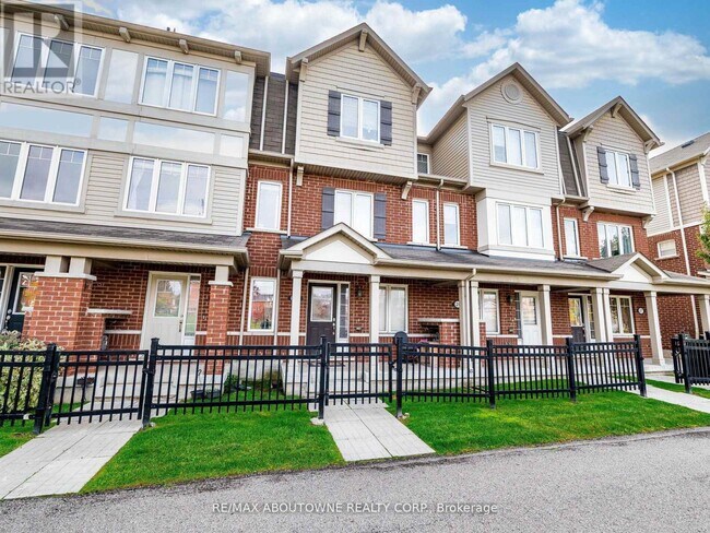 Photo du bâtiment - 6020 Derry Rd