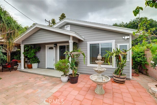Foto del edificio - 12629 Woodruff Ave