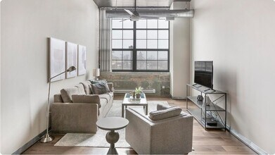 Building Photo - TipTop Apartments