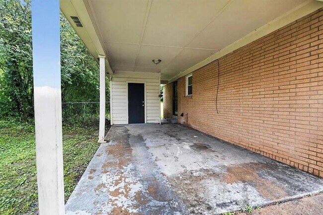 Foto del edificio - 2970 Manndale Dr